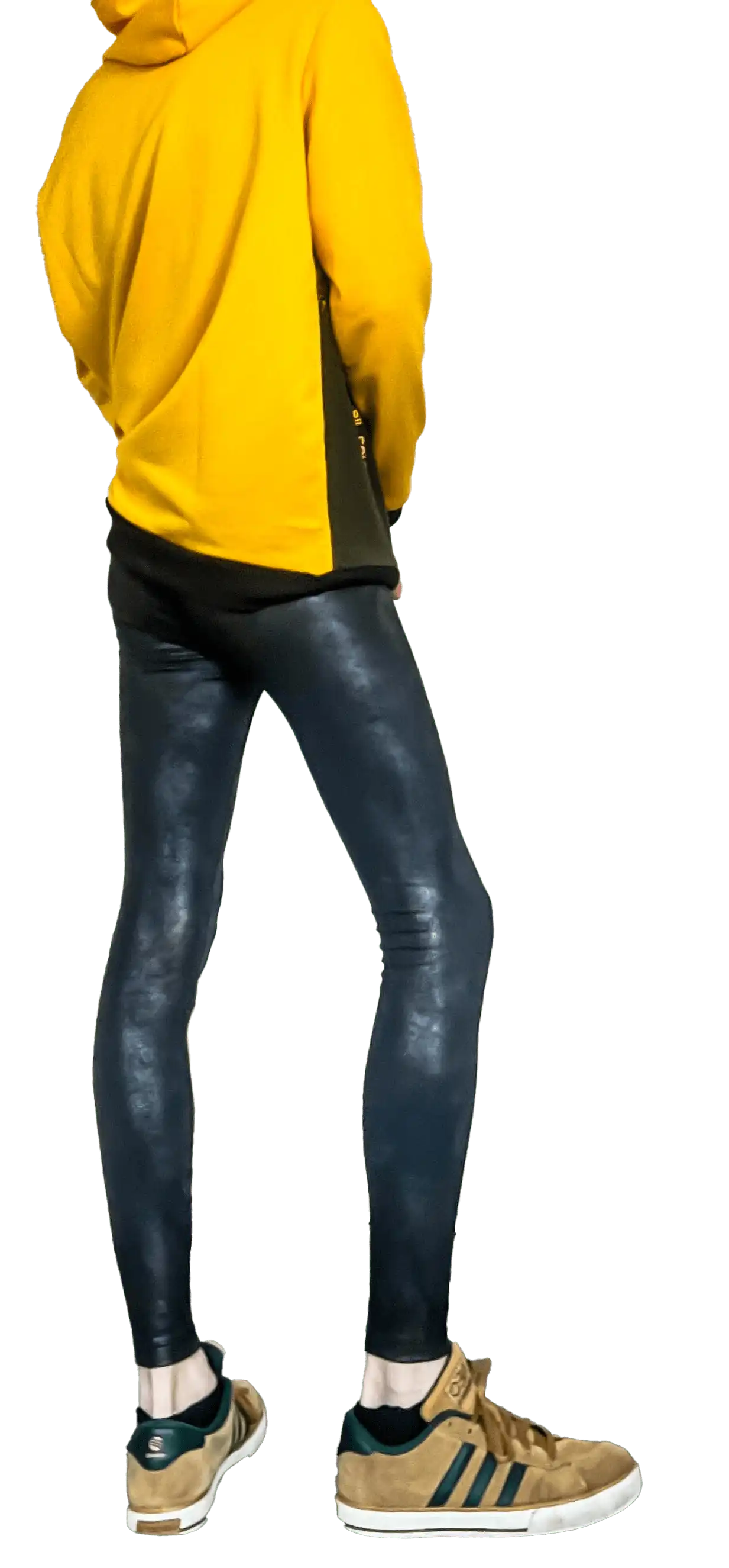 How to Style Oversized Sweatshirt with Leather Leggings