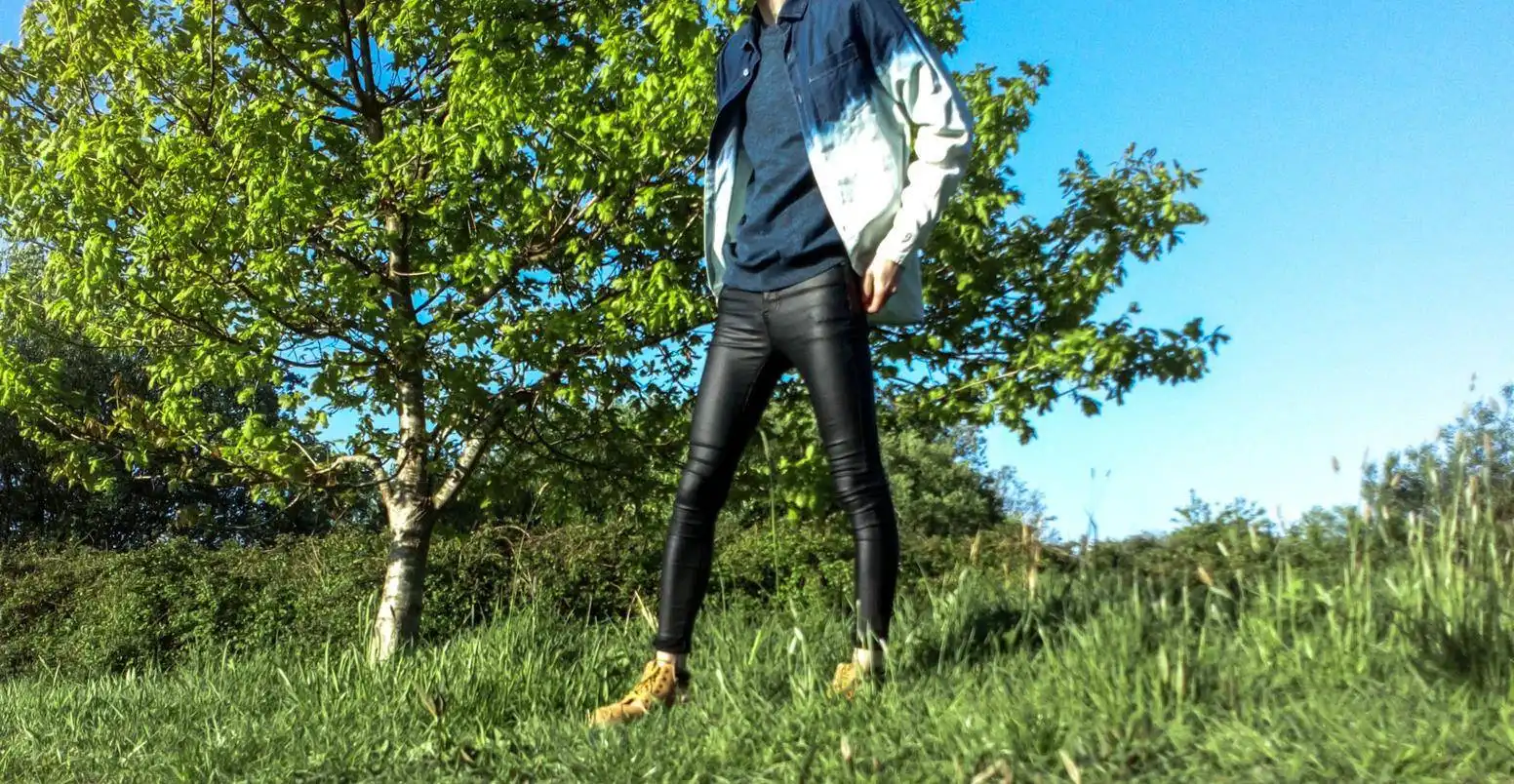 How to Style Skinny Black Leather Pants and Jeans